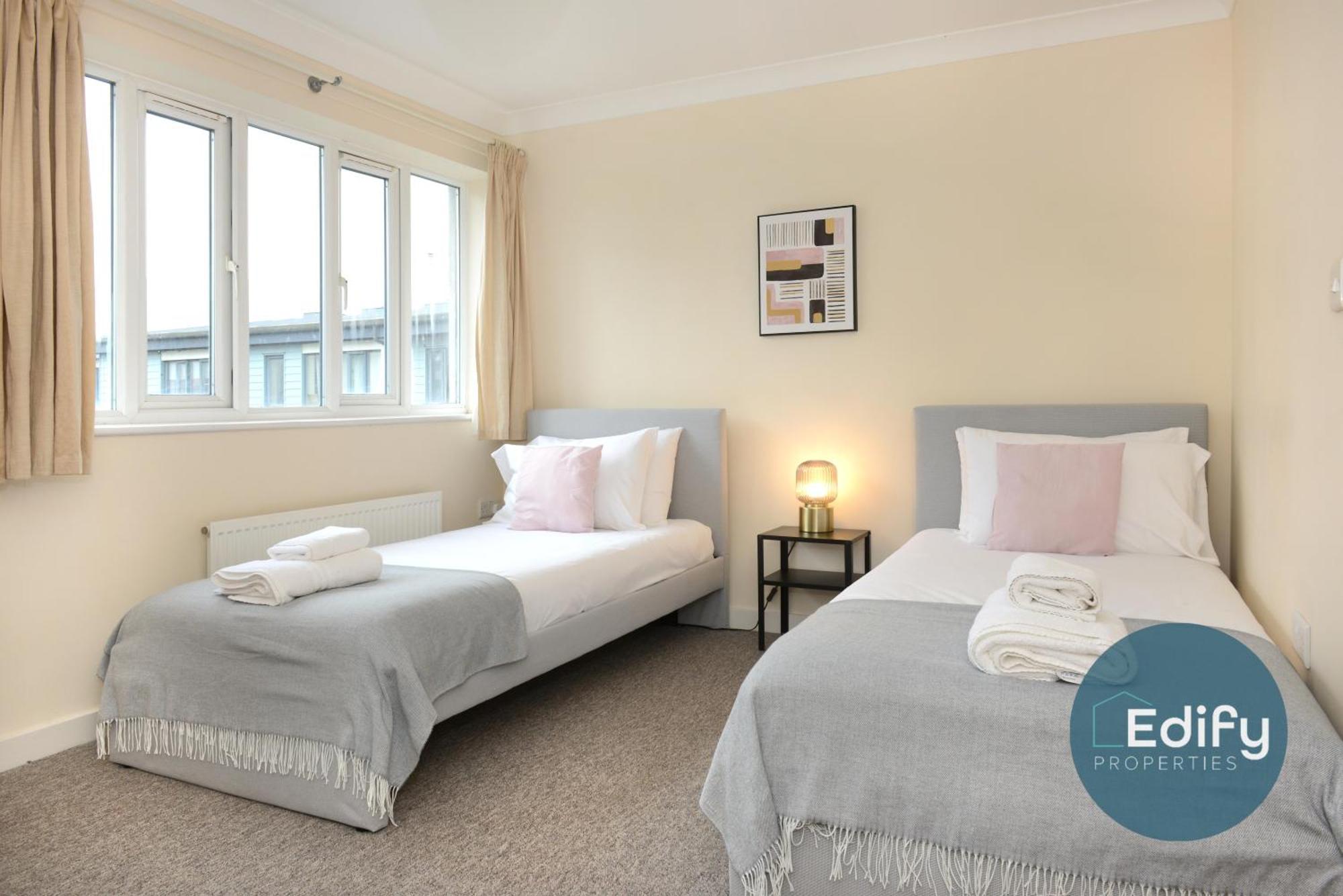 City Centre Townhouse, Sleeps 8, Free Parking Southampton Luaran gambar
